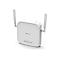 Weißer WLAN-Router mit zwei Antennen, auf weißem Hintergrund. Unterhalb befinden sich Status-LEDs und ein Logo.