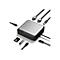 Quadratischer, silber-schwarzer USB-C-Hub mit ZubehÃ¶r: SD-Karte, USB-Stick, Kabel.