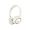 Cremeweiße Soundcore Over-Ear-Kopfhörer mit goldenem Akzent vor weißem Hintergrund.