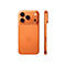 Rückseite und Seitenansicht eines orangefarbenen Smartphones mit drei Kameras und Apple-Logo.