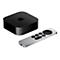Schwarze Apple TV Box mit silbernere Siri Remote vor weißem Hintergrund.