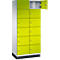 Armoire avec dix portes vert citron. Une porte est ouverte.