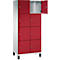 Armoire rouge à six portes, une porte ouverte, corps gris, repose sur des pieds noirs.