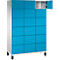 Armoire avec portes bleues, dont une ouverte.