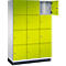 Une armoire avec 12 portes jaune-vert ; une porte est ouverte. L'armoire a un cadre blanc et une base noire.