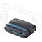 Schwarze AVerMedia Dockingstation mit blauen Akzenten, in der eine Handheld-Konsole schemenhaft eingesteckt ist.