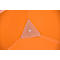 Detail van een oranje object met een driehoekig, geperforeerd element en een kleine zilveren klinknagel in het midden.