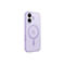 Un étui pour iPhone violet clair avec des objectifs d'appareil photo et un cercle MagSafe sur fond blanc.