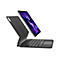 iPad flottant avec clavier et étui sur fond blanc.