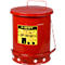 Bidon pour déchets huileux, couvercle à fermeture automatique, avec pédale, tôle d'acier, Ø 350 x H 460 mm, 38 l, rouge