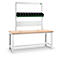 Werkbank met plank en bakken. Houten blad, wit metalen frame, zwarte bakken met groene details.