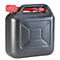 Zwarte jerrycan met rode dop en tuit. Een handvat aan de bovenkant.