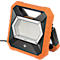 Brennenstuhl professionalLINE LED Baustrahler X 8050 M, 8900 lm, 80 W, spritzwassergeschützt, mit Deckel, dimmbar, Haltebügel, Innen- & Aussen, IP54, 109 x B 310 x 305 mm, orange/schwarz