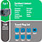 Verschillende blauwe reisadapters met landenvlaggen: VK, VS, Australië, Zuid-Afrika, Frankrijk, Zwitserland, Italië.