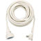 Witte stekker met schuine kop en stekkerpinnen. De kabel loopt naar beneden.