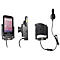 Drei Ansichten einer Gerätehalterung für ein mobiles Datenerfassungsgerät, ein schwarzes Gerät mit angeschlossenem Ladekabel.