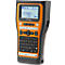 Handbeschriftungsgerät Brother P-touch E560BT in Schwarz und Orange mit QWERTZ-Tastatur und LC-Display.