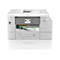 Weißer Brother Multifunktionsdrucker mit farbig bedrucktem Papier. Auf dem Display ist die Uhrzeit und weitere Optionen abgebildet.