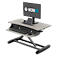 Bureau assis-debout ergotron® WorkFit-Z Mini, réglable en hauteur, jusqu'à 11,4 kg, surface de travail et plateau à clavier, gestion intégrée des câbles.