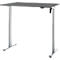 Grijs, in hoogte verstelbaar bureau, geïsoleerd tegen een witte achtergrond.