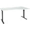 Bureau ERGO-T 2.0, forme libre, fixation droite, pied en T, L 1800 x P 1000/800 x H 675-895 mm, gris clair/anthracite 