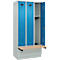C+P Evolo Plus garderobekast, 3 vakken van elk 300 mm breed, sokkel, zwevende bank, B 900 x D 815 x H 1950 mm, cilinder, lichtgrijs/lichtgrijs