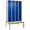 C+P Evolo Plus garderobekast, 4 vakken, 300 mm vakbreedte, met bank eronder, B 1200 x D 815 x H 2120 mm, cilinder, blank aluminium/ gentiaanblauw