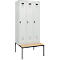 C+P Evolo Plus kledingkast, 3 vakken, 300 mm vakbreedte, met bank eronder, B 900 x D 815 x H 2120 mm, draaischroef, lichtgrijs/lichtgrijs