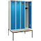 C+P Evolo Plus kledingkast, 4 vakken, 300 mm vakbreedte, met bank eronder, B 1200 x D 815 x H 2120 mm, cilinder, lichtgrijs/lichtblauw