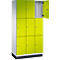 Schrank mit gelb-grünen Türen, eine Tür ist geöffnet. Der Schrank steht auf einem grauen Sockel.