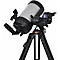 Télescope noir avec tube argenté sur trépied, smartphone à l'oculaire.