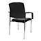 Chaise de bureau noire, vue arrière. Les pieds de la chaise sont chromés, l'assise et le dossier sont en cuir noir.