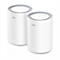 Zwei weiße Cudy WLAN-Mesh-Router in zylindrischer Form vor weißem Hintergrund.