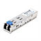 Ein silberner D-Link SFP-Transceiver. Oben steht DEM-310GT SFP-LX.