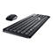 Draufsicht auf ein schwarzes kabelloses Tastatur- und Maus-Set. Die Tastatur hat flache Tasten mit weißer Beschriftung. Die Maus hat ein ergonomisches Design.