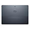 RÃ¼ckseite eines grauen Dell Latitude Tablets. Oben links befindet sich ein Kameramodul, darunter das Dell-Logo. Unten steht Latitude.