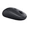 Souris noire sans fil sur fond blanc. Avec une molette de défilement et des encoches latérales.