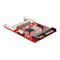 Rote IDE zu SATA Adapter-Platine mit Steckverbindungen auf weißem Hintergrund.