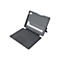 Dunkelgraue iPad-Tastaturhülle mit Tastatur, Trackpad und Ständer, vor weißem Hintergrund. Der Case-Deckel ist halb geöffnet.