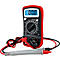 Ein rotes Multimeter zeigt 00,0 an. Es hat einen Drehschalter, Messleitungen mit roten und schwarzen Spitzen.