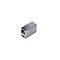 Ein silberner RJ45-Stecker-Adapter auf weißem Hintergrund.