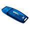 Ein blauer, transparenter Emtec USB-Stick mit 32 Gigabyte Speicherplatz vor weißem Hintergrund.