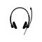 Schwarzes Headset mit Bügel und Mikrofon, vor weißem Hintergrund.