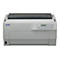 Ein grauer Epson DFX-9000 Nadeldrucker, mit Bedienelementen und geschlossenem Deckel.