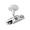 Ein weißer Epson-Projektor hängt kopfüber an einer Deckenhalterung vor weißem Hintergrund.