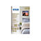 Verpackung für Epson Premium Glossy Fotopapier mit Produktbezeichnung, Icons für technische Daten und Schlafzimmer-Motiv.