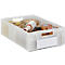 Transparente Kunststoffbox mit Klebebändern, Folienrolle und Papierrollen. Auf der Box befindet sich ein weisses Etikett.