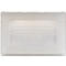 Boîte en plastique rectangulaire transparente. Structurée à l'intérieur avec des lignes parallèles et des angles. Le cadre est renforcé.