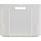 Une caisse en plastique blanche avec ouverture pour poignée et renforts. La caisse est de forme rectangulaire.