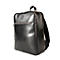 Sac à dos en cuir noir, brillant, avec fermetures éclair et un petit logo.